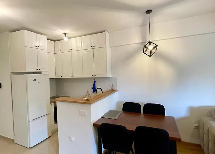 The Away From 3 Apartment *