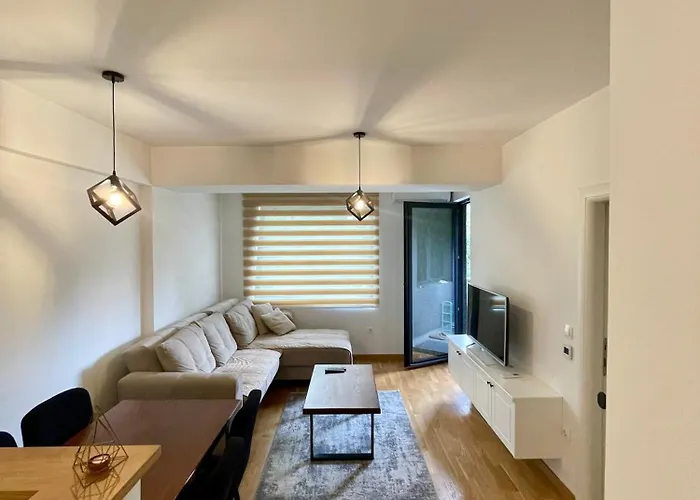 The Away From 3 Apartment