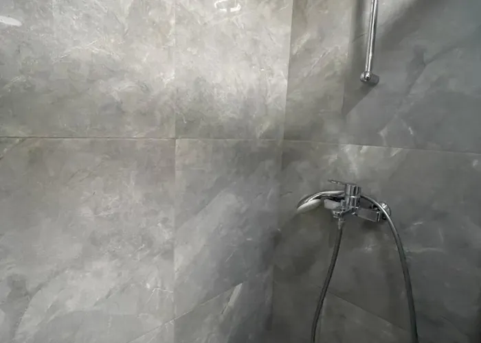 The Away From 3 Apartment *